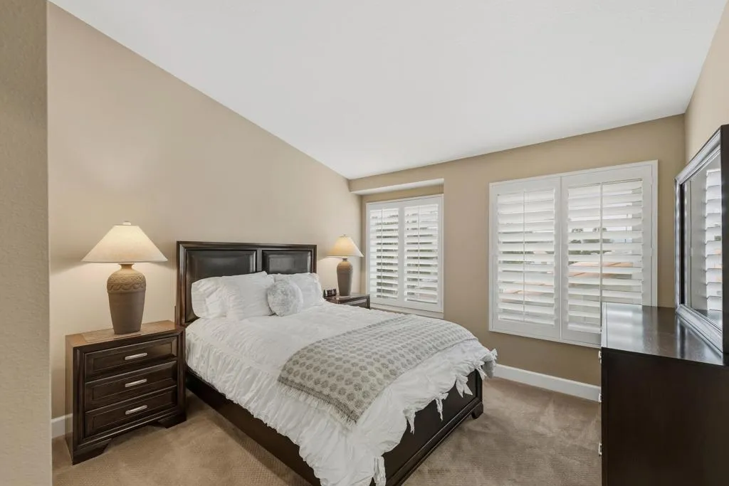 223 Desert Falls Drive E, Palm Desert, California 92211 home-pic-28