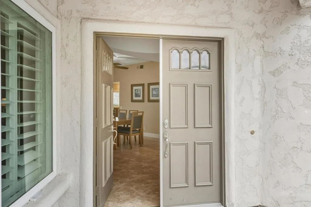 223 Desert Falls Drive E, Palm Desert, California 92211 home-pic-5