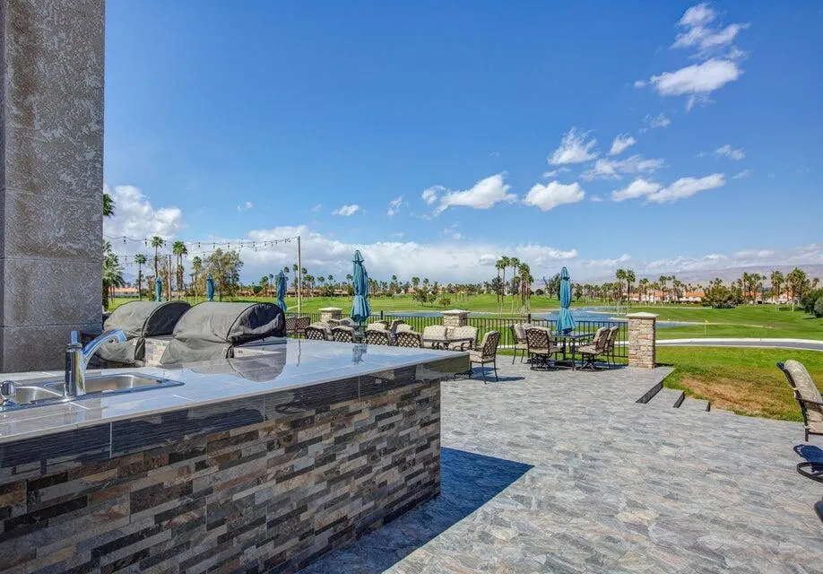 223 Desert Falls Drive E, Palm Desert, California 92211 home-pic-49