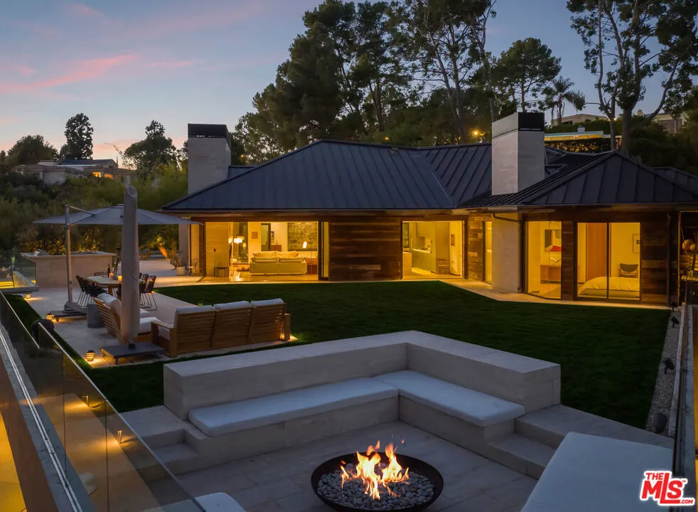 1120 El Retiro Way, Beverly Hills, California 90210 home-pic-2