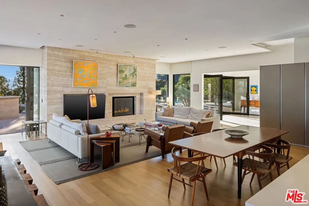 1120 El Retiro Way, Beverly Hills, California 90210 home-pic-8