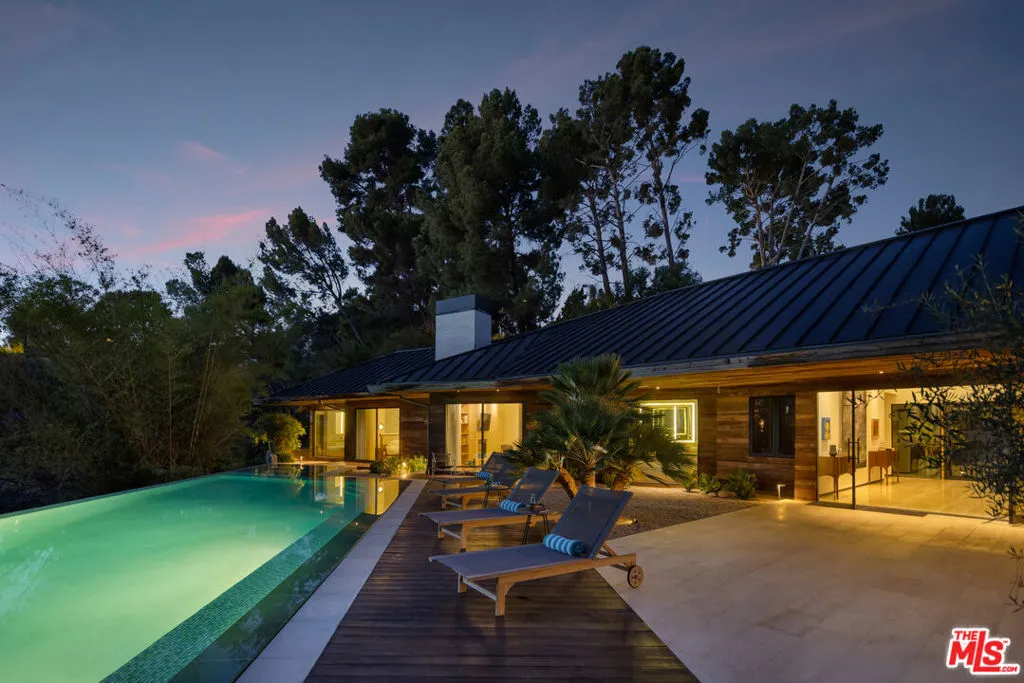 1120 El Retiro Way, Beverly Hills, California 90210 home-pic-1