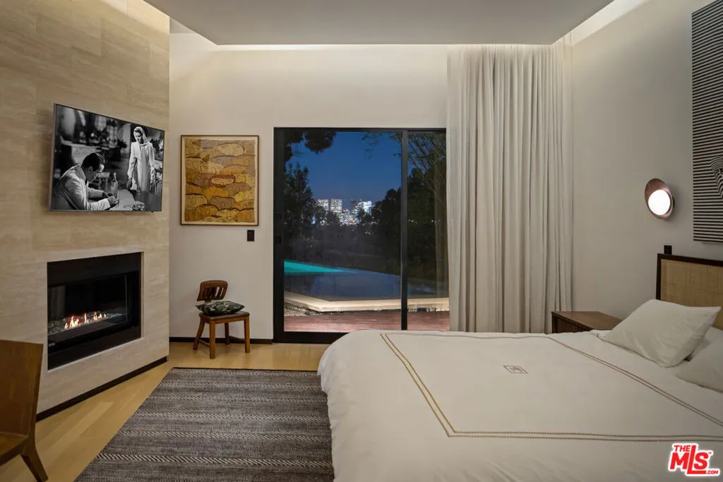 1120 El Retiro Way, Beverly Hills, California 90210 home-pic-12