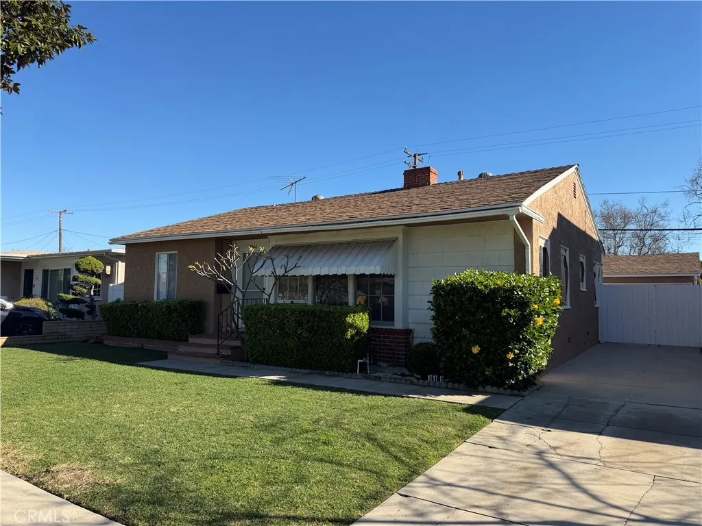 3044 Ocana, Long Beach, California 90808 home-pic-1