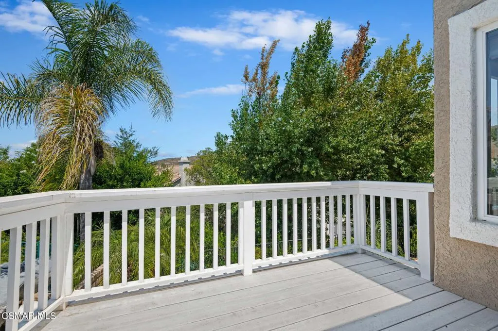 335 Kitetail Street, Simi Valley, California 93065 home-pic-34