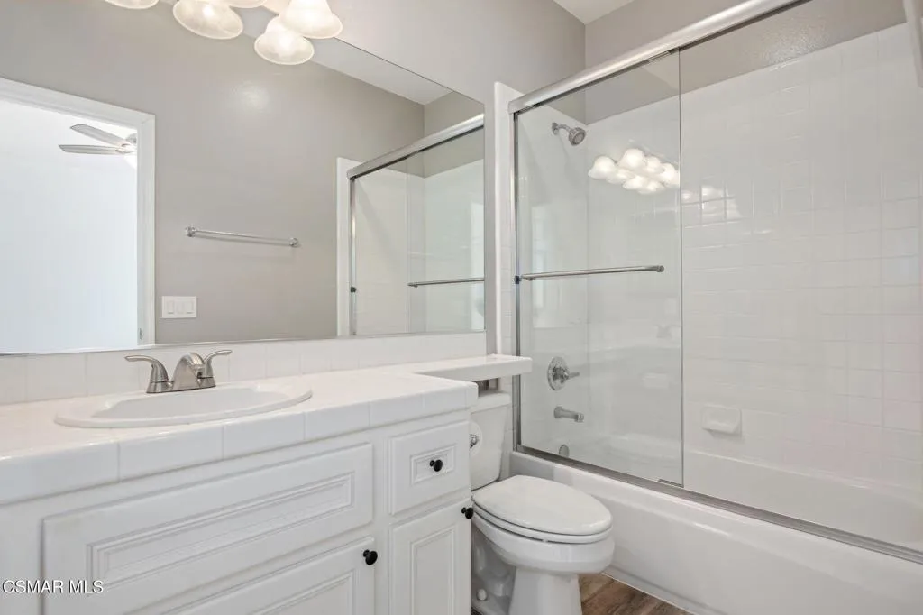 335 Kitetail Street, Simi Valley, California 93065 home-pic-37