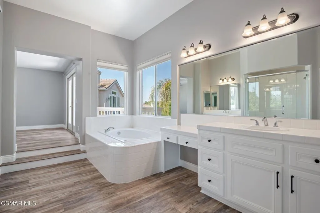 335 Kitetail Street, Simi Valley, California 93065 home-pic-29