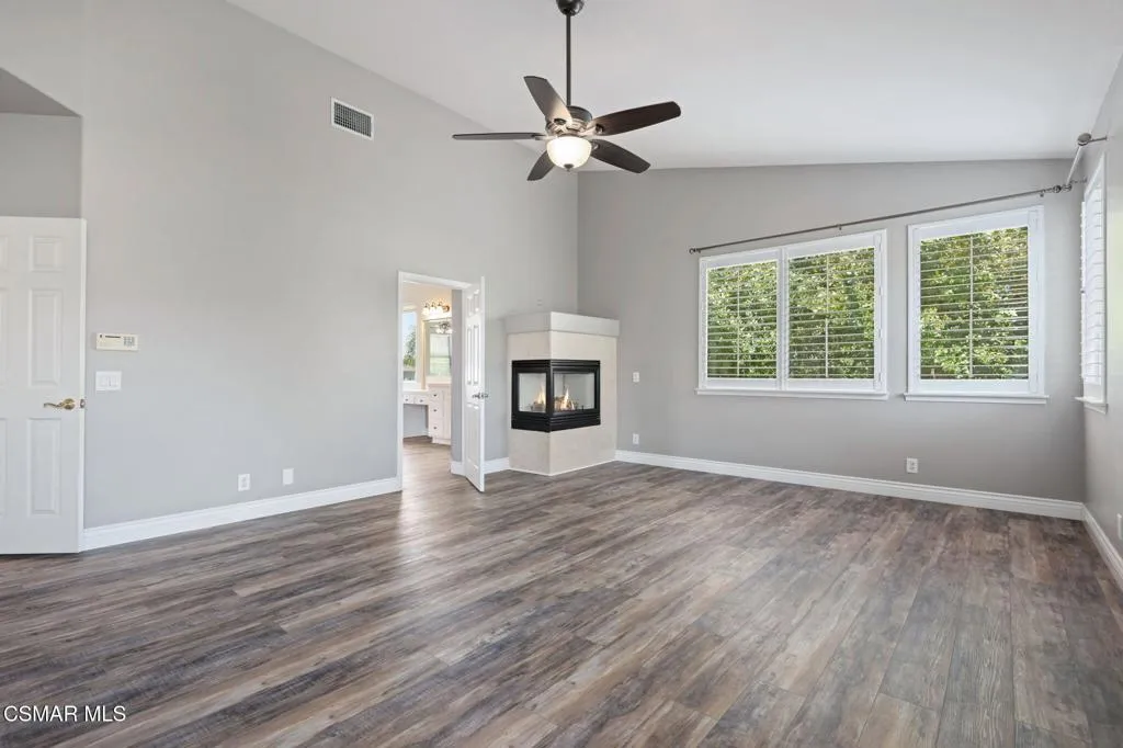335 Kitetail Street, Simi Valley, California 93065 home-pic-28