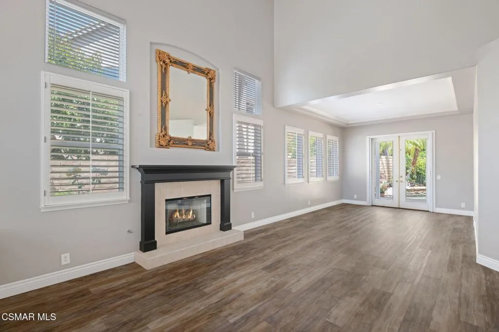 335 Kitetail Street, Simi Valley, California 93065 home-pic-8