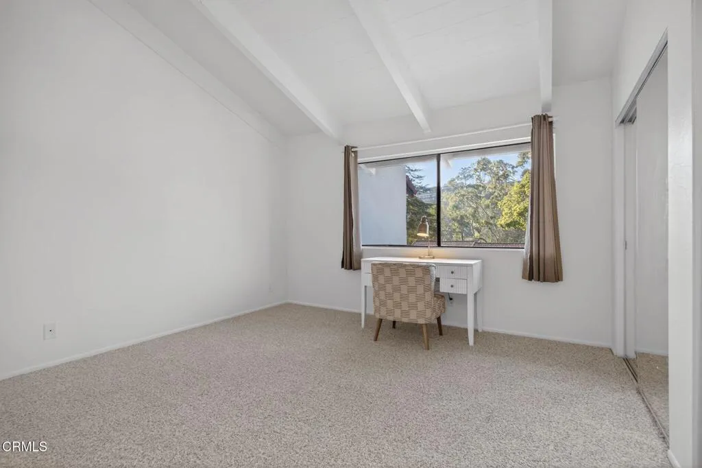 21-web-or-mls-UpmarketMedia-969 Mira-87