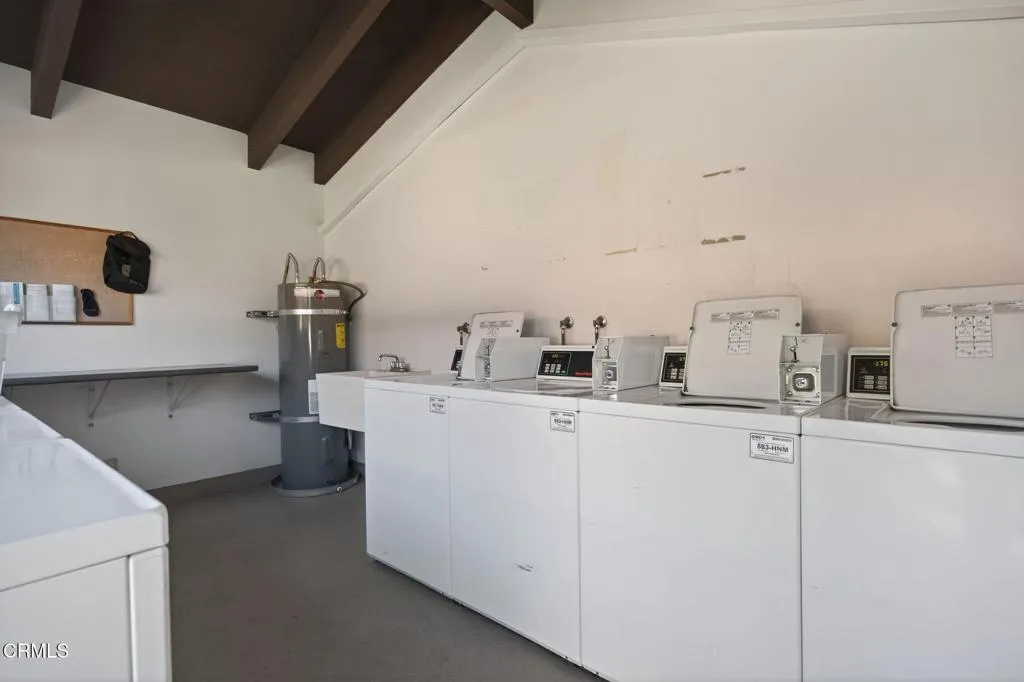31-web-or-mls-UpmarketMedia-969 Mira-124