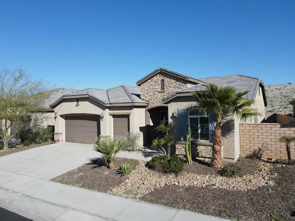 85624 Molvena Drive, Indio, California 92203 home-pic-41