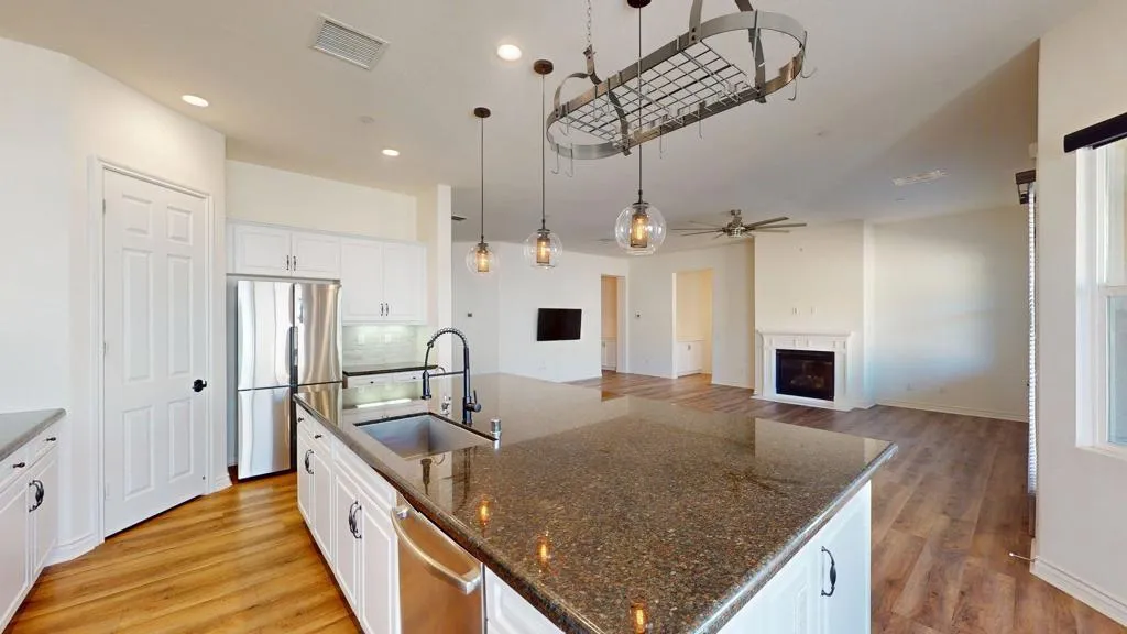 85624 Molvena Drive, Indio, California 92203 home-pic-13