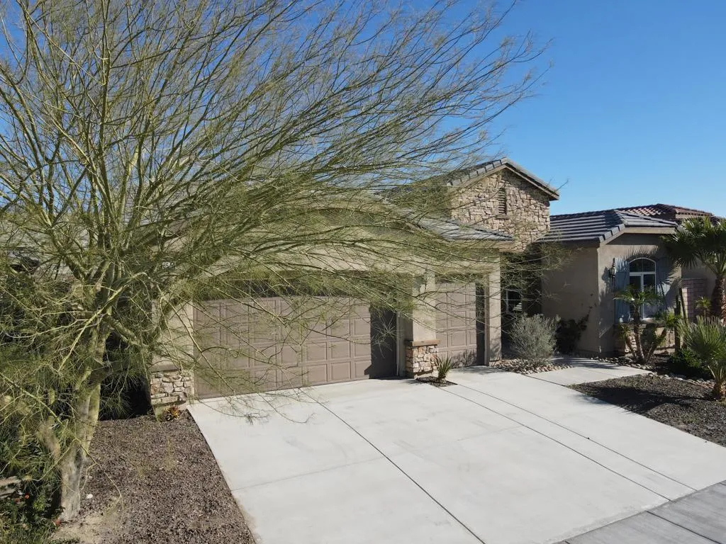 85624 Molvena Drive, Indio, California 92203 home-pic-42