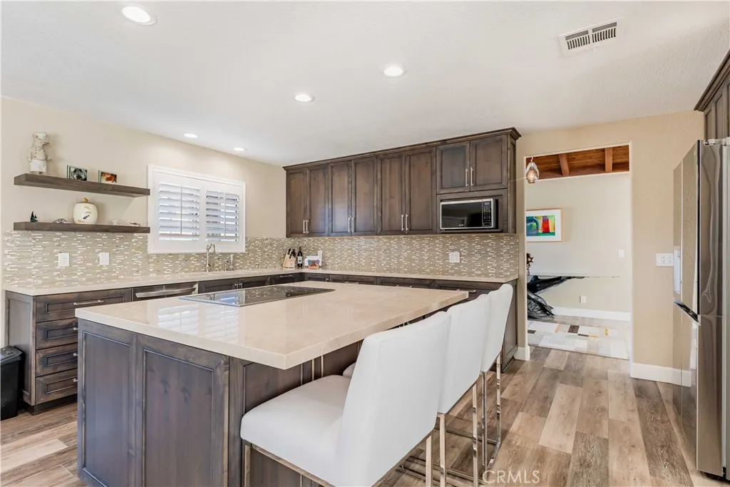 45400 Via Vaquero, Temecula, California 92590 home-pic-19
