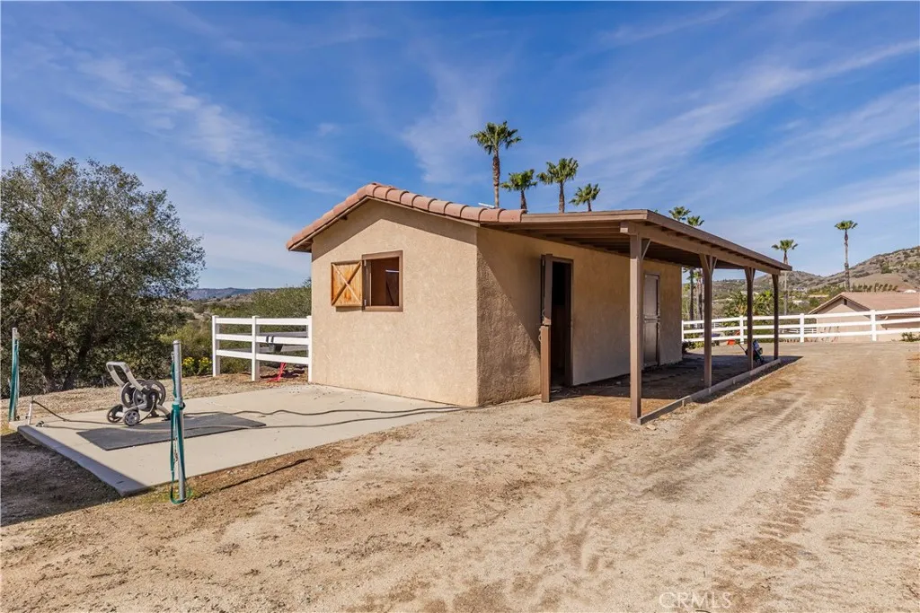 45400 Via Vaquero, Temecula, California 92590 home-pic-37