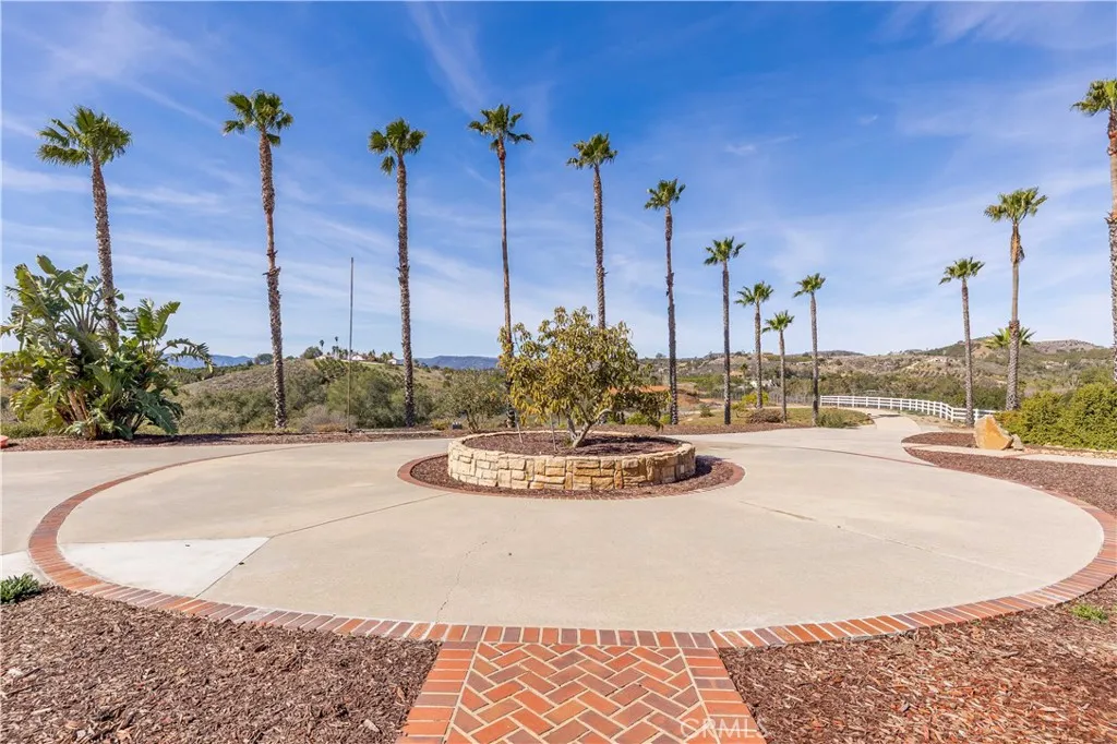 45400 Via Vaquero, Temecula, California 92590 home-pic-52