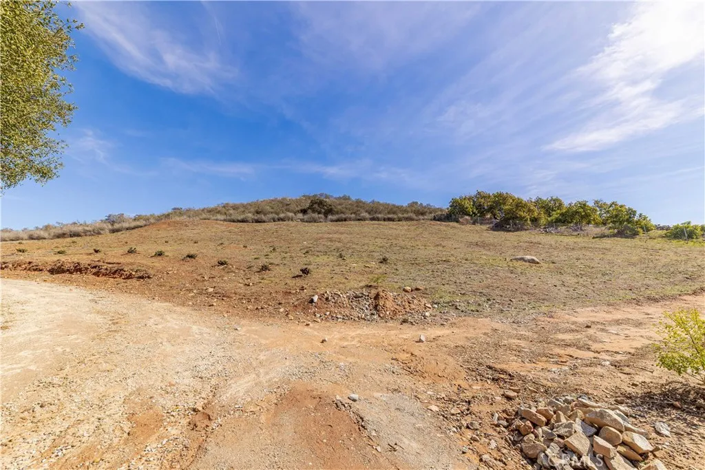 45400 Via Vaquero, Temecula, California 92590 home-pic-41