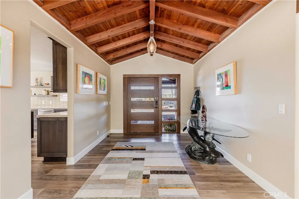 45400 Via Vaquero, Temecula, California 92590 home-pic-14