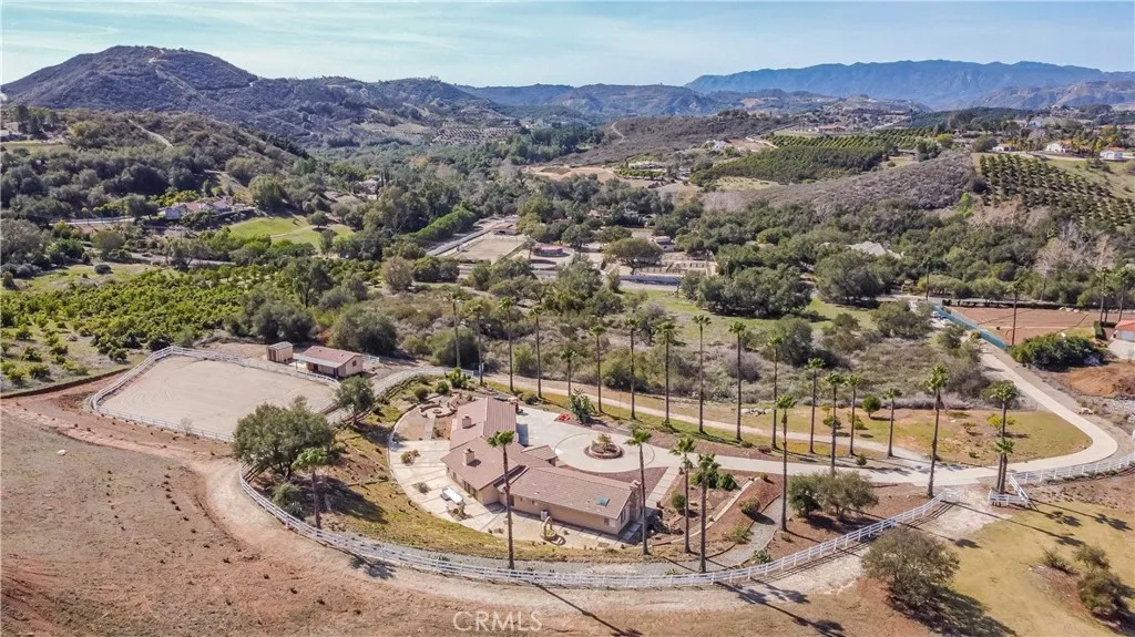 45400 Via Vaquero, Temecula, California 92590 home-pic-59