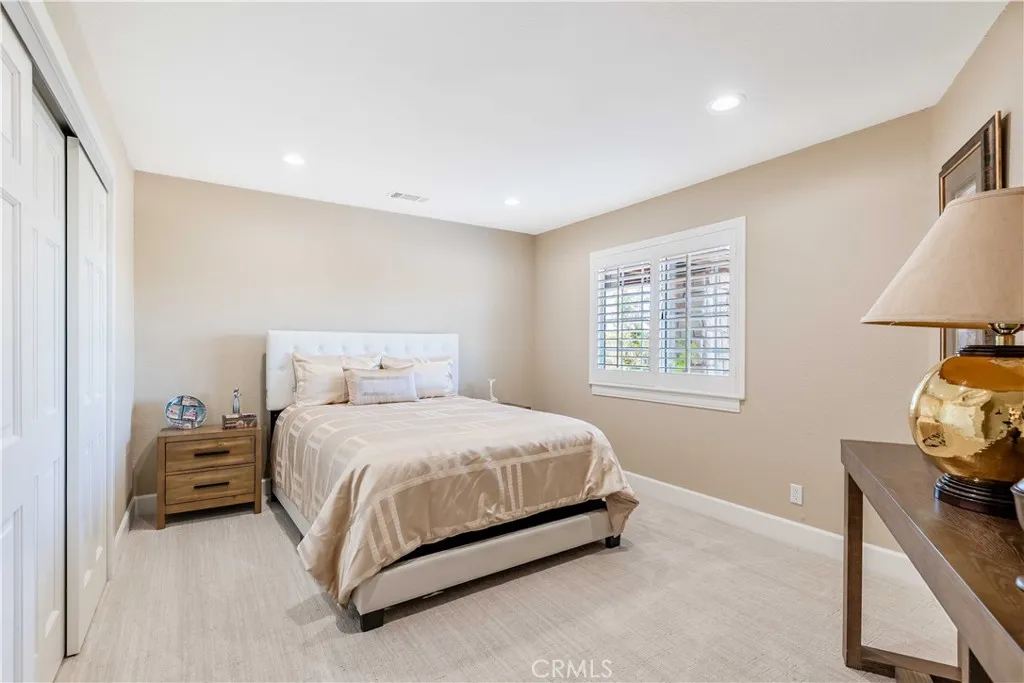 45400 Via Vaquero, Temecula, California 92590 home-pic-32