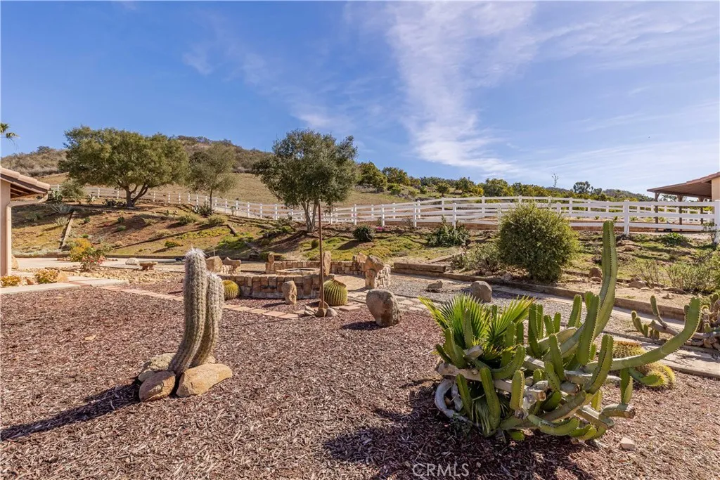 45400 Via Vaquero, Temecula, California 92590 home-pic-55