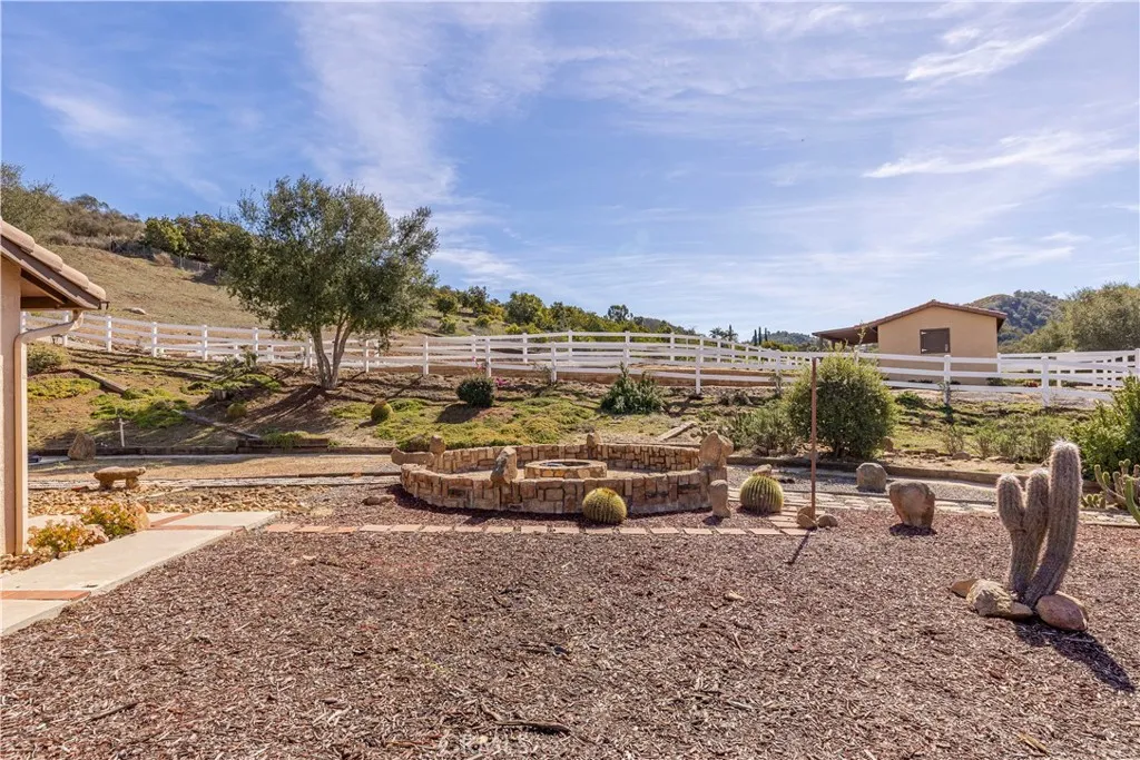 45400 Via Vaquero, Temecula, California 92590 home-pic-54