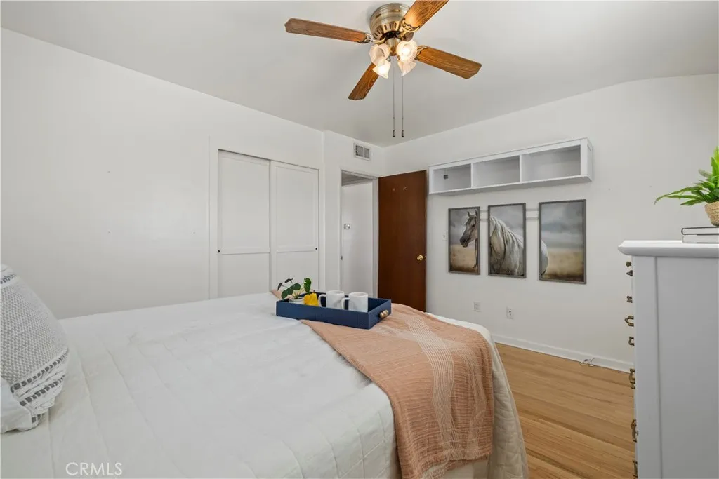 15974 Hawthorne, Fontana, California 92335 home-pic-15