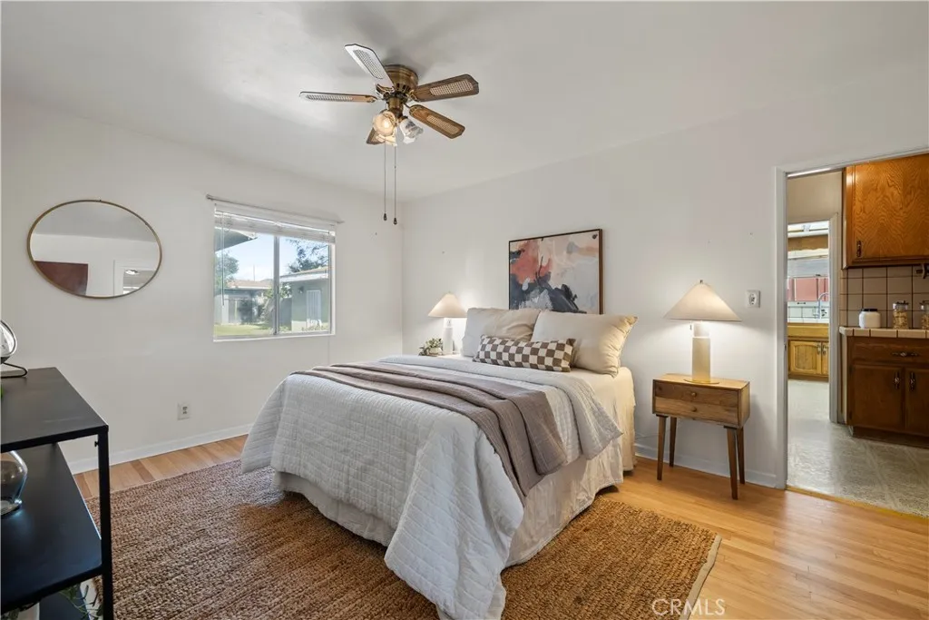 15974 Hawthorne, Fontana, California 92335 home-pic-14