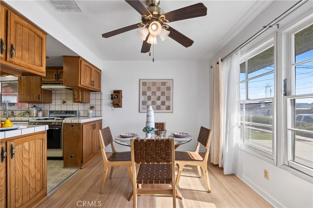 15974 Hawthorne, Fontana, California 92335 home-pic-6