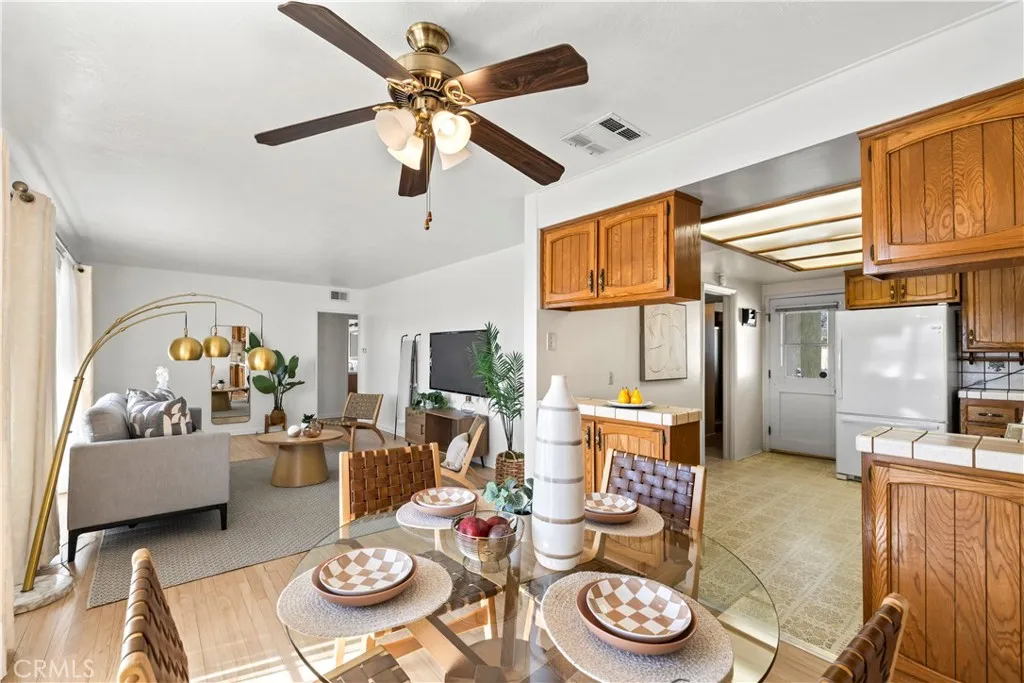 15974 Hawthorne, Fontana, California 92335 home-pic-9