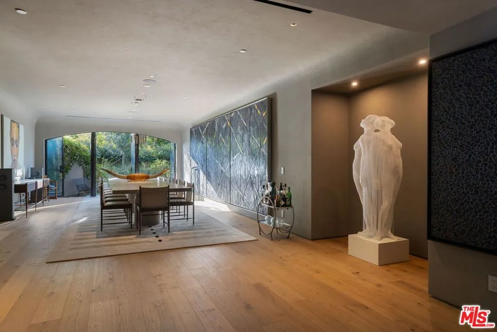 11968 Brentridge Drive, Los Angeles, California 90049 home-pic-8