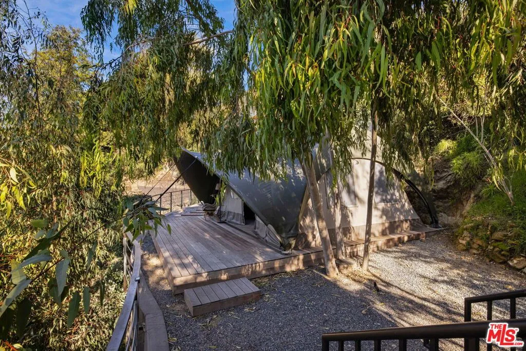 11968 Brentridge Drive, Los Angeles, California 90049 home-pic-35