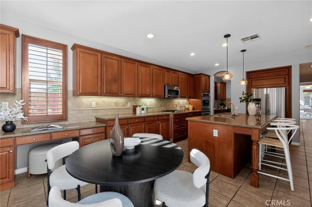 1575 Clifftop Ave, San Marcos, California 92078 home-pic-20