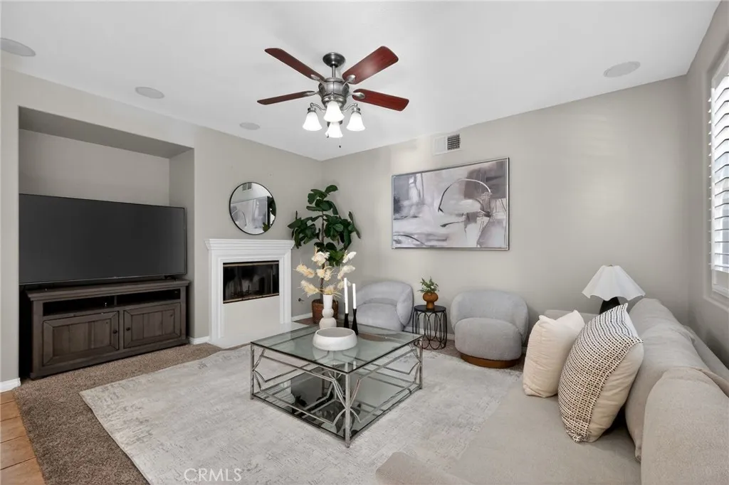 1575 Clifftop Ave, San Marcos, California 92078 home-pic-5