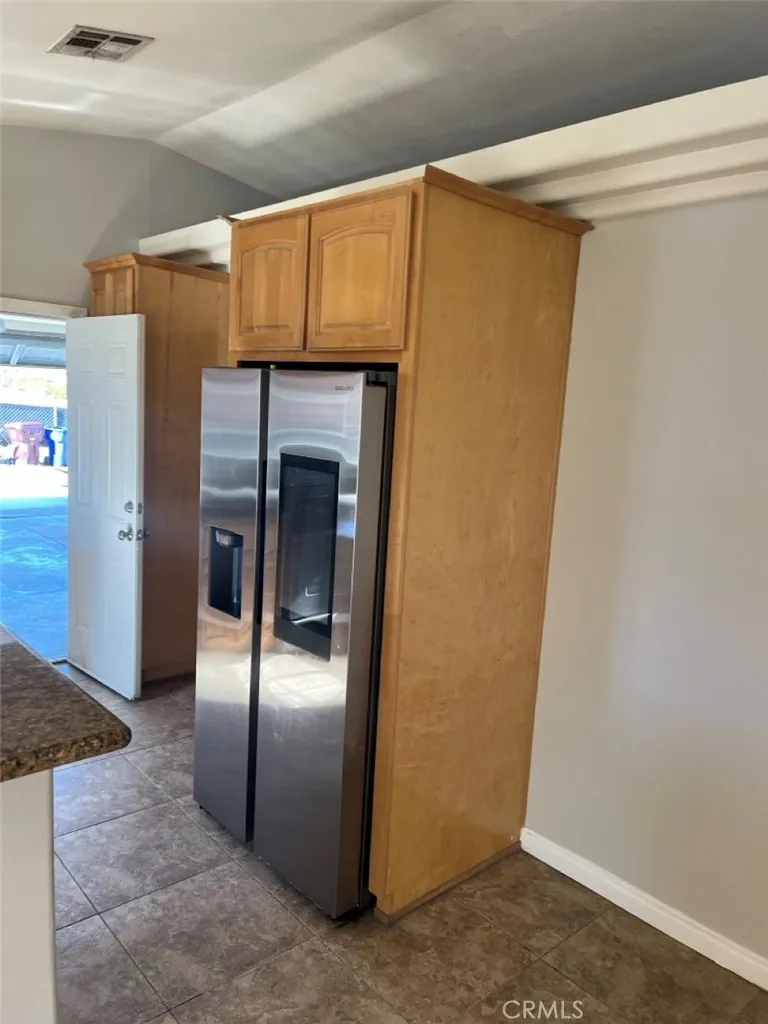 6563 Morongo, 29 Palms, California 92277 home-pic-3