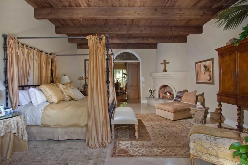 15651 Puerta Del Sol, Rancho Santa Fe, California 92067 home-pic-13