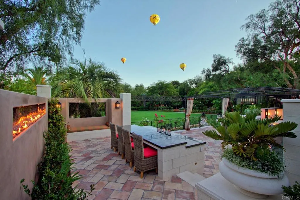 15651 Puerta Del Sol, Rancho Santa Fe, California 92067 home-pic-4