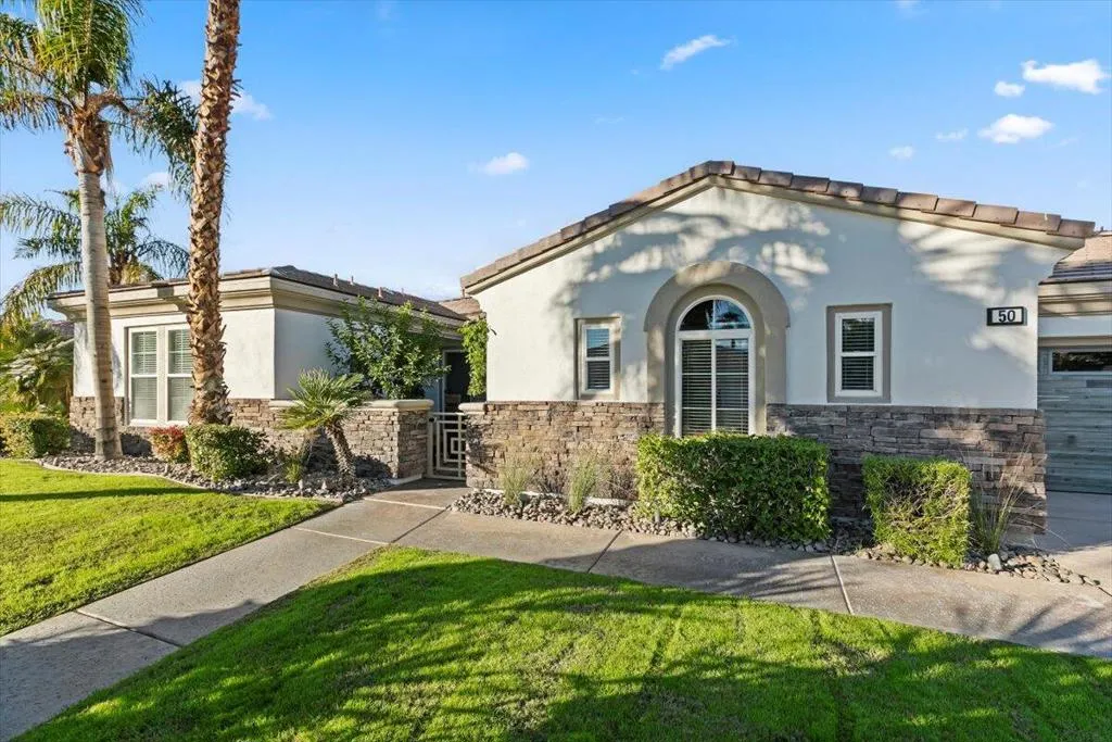 50 Toscana Way E, Rancho Mirage, California 92270 home-pic-69