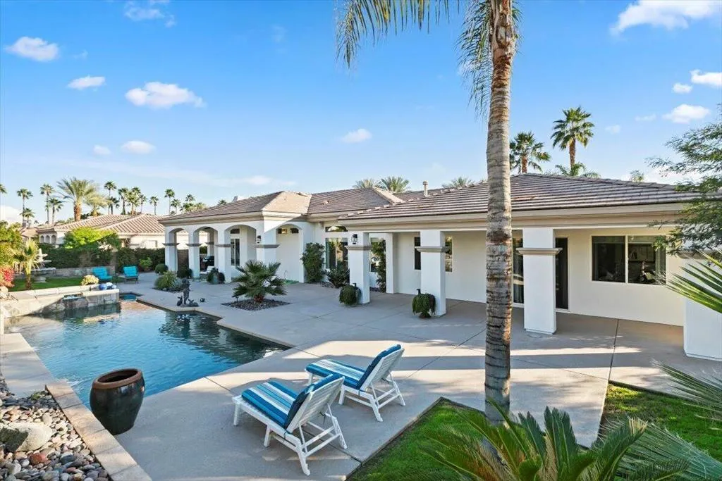50 Toscana Way E, Rancho Mirage, California 92270 home-pic-73