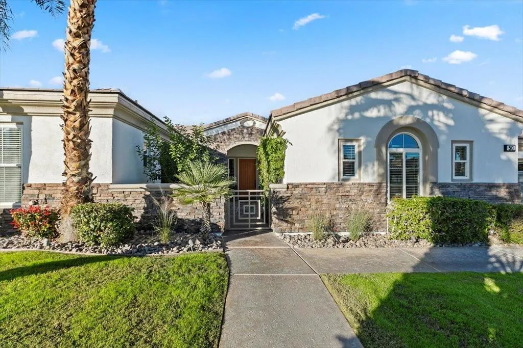 50 Toscana Way E, Rancho Mirage, California 92270 home-pic-70