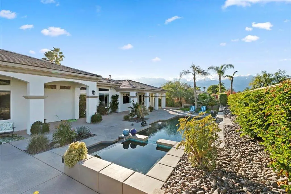 50 Toscana Way E, Rancho Mirage, California 92270 home-pic-81