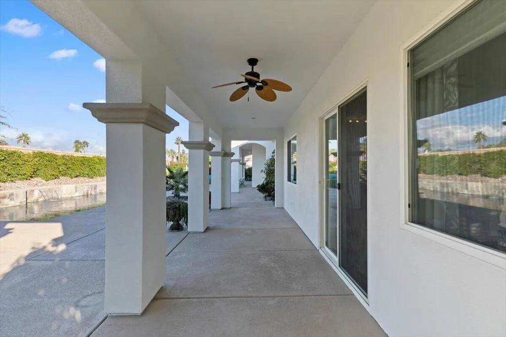50 Toscana Way E, Rancho Mirage, California 92270 home-pic-57