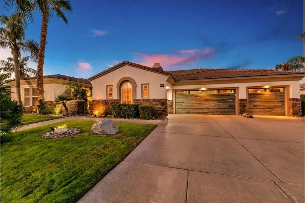 50 Toscana Way E, Rancho Mirage, California 92270 home-pic-7