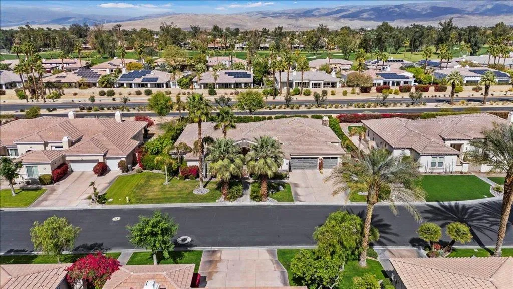 50 Toscana Way E, Rancho Mirage, California 92270 home-pic-65