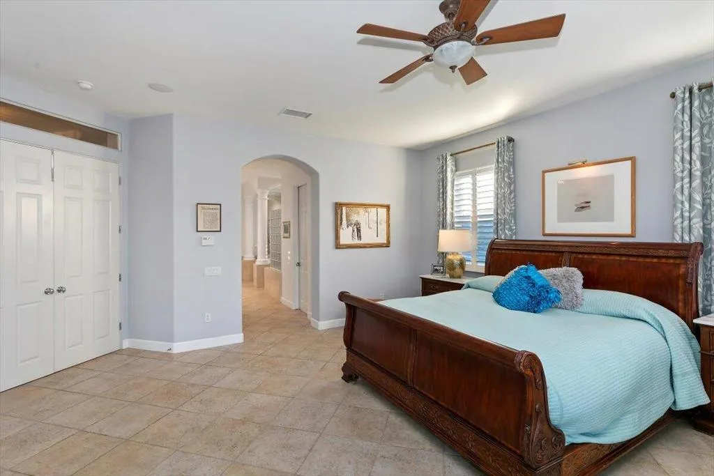 50 Toscana Way E, Rancho Mirage, California 92270 home-pic-49
