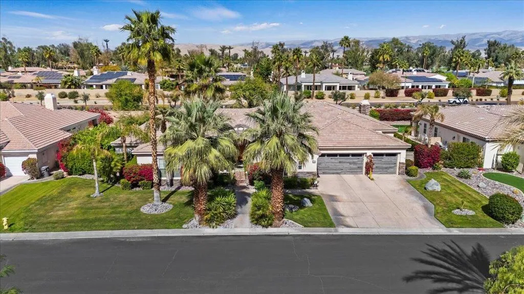 50 Toscana Way E, Rancho Mirage, California 92270 home-pic-64