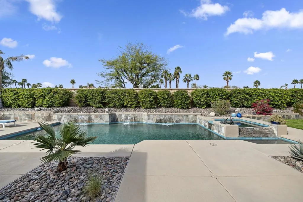 50 Toscana Way E, Rancho Mirage, California 92270 home-pic-62