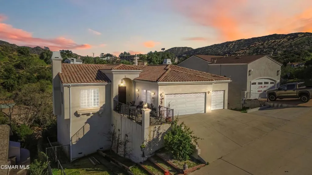 1308 Gonzales Road, Simi Valley, California 93063 home-pic-2