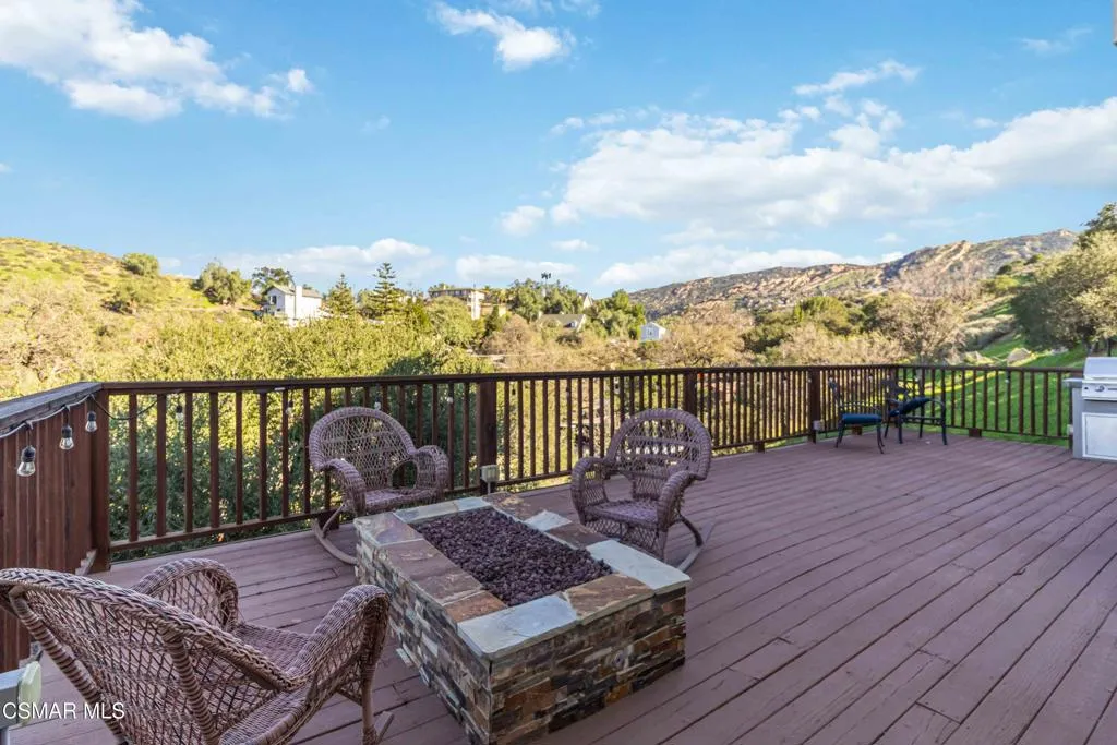 1308 Gonzales Road, Simi Valley, California 93063 home-pic-38